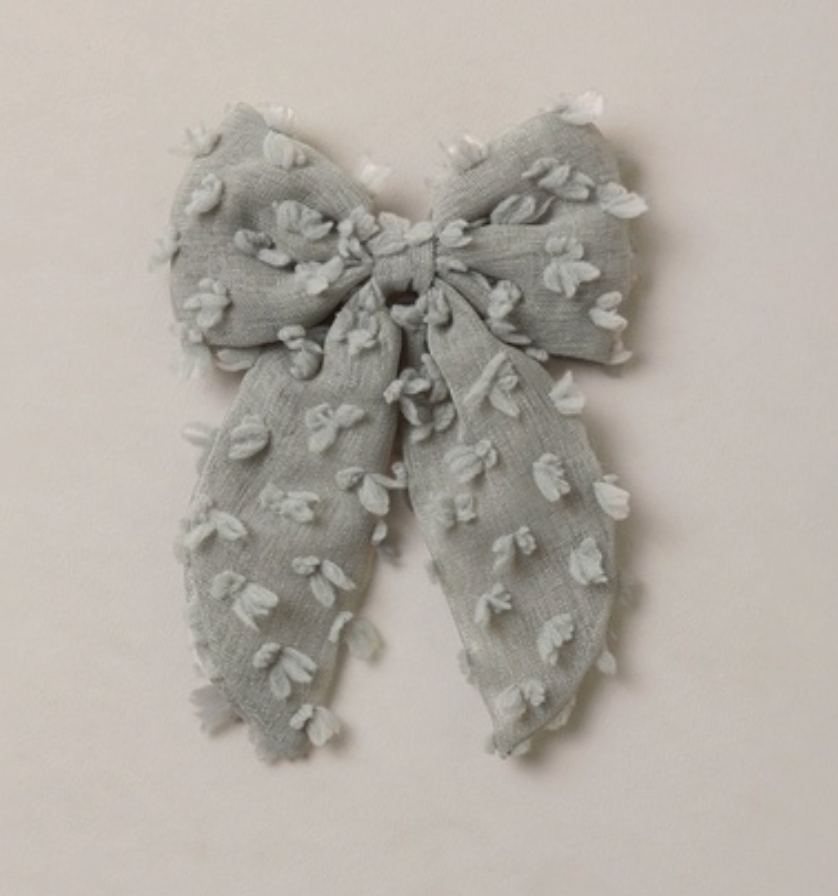 Everly Bow