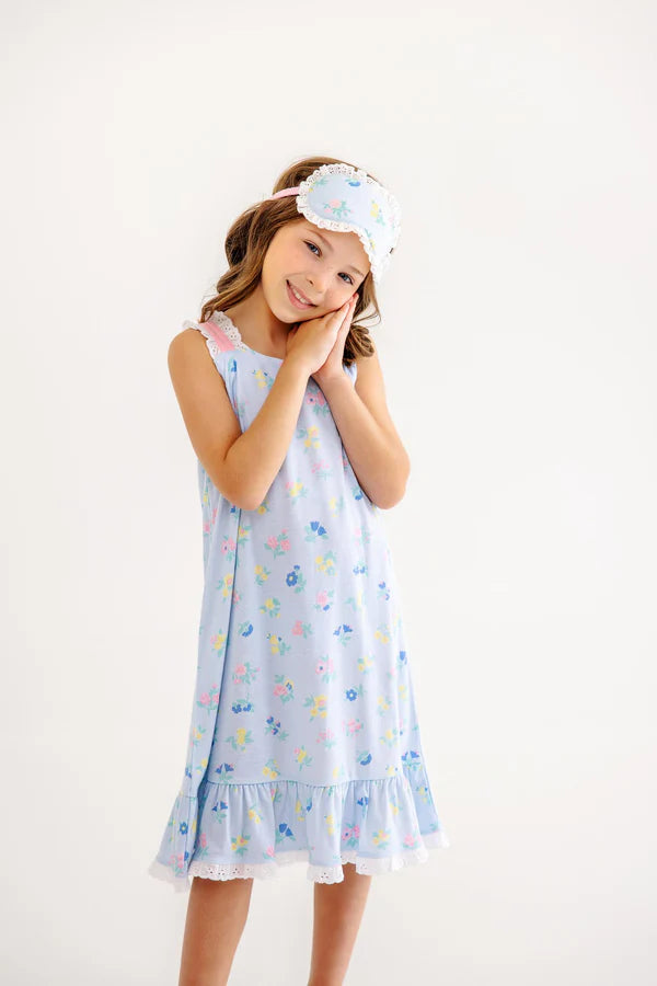 Nora's Nightgown