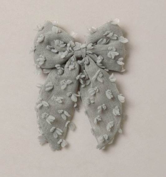 Everly Bow